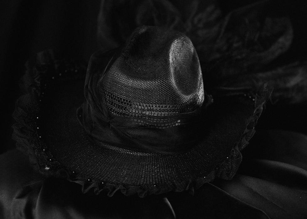 WIDOW